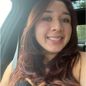 Meet your Posher, Angela